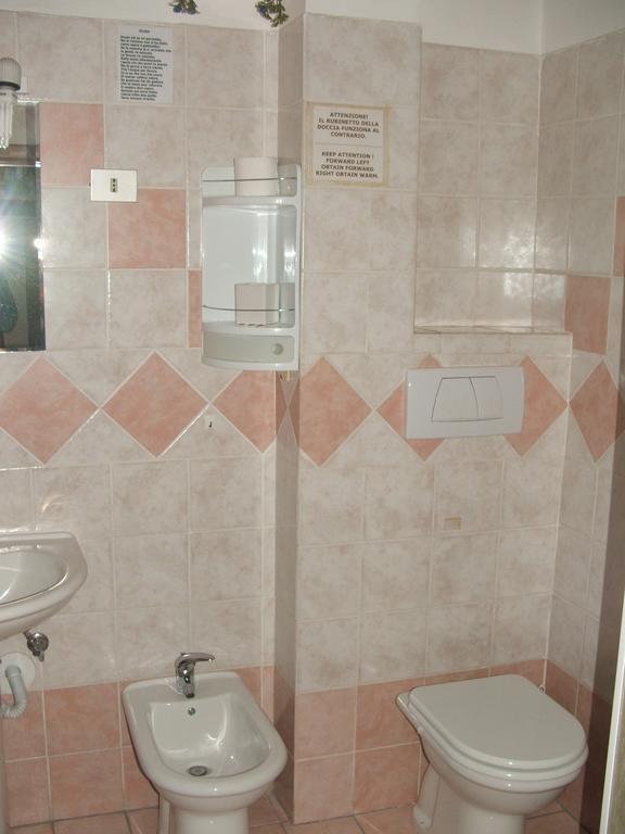 רומא B&B La Cubanina מראה חיצוני תמונה